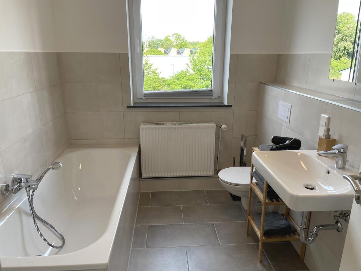 Flatlight - Perfect For 4 - Kitchen - Parking - Netflix Apartamento Hildesheim Exterior foto